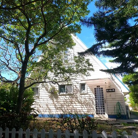 Apartamento にらい恩納　杉の木 Onna Exterior foto
