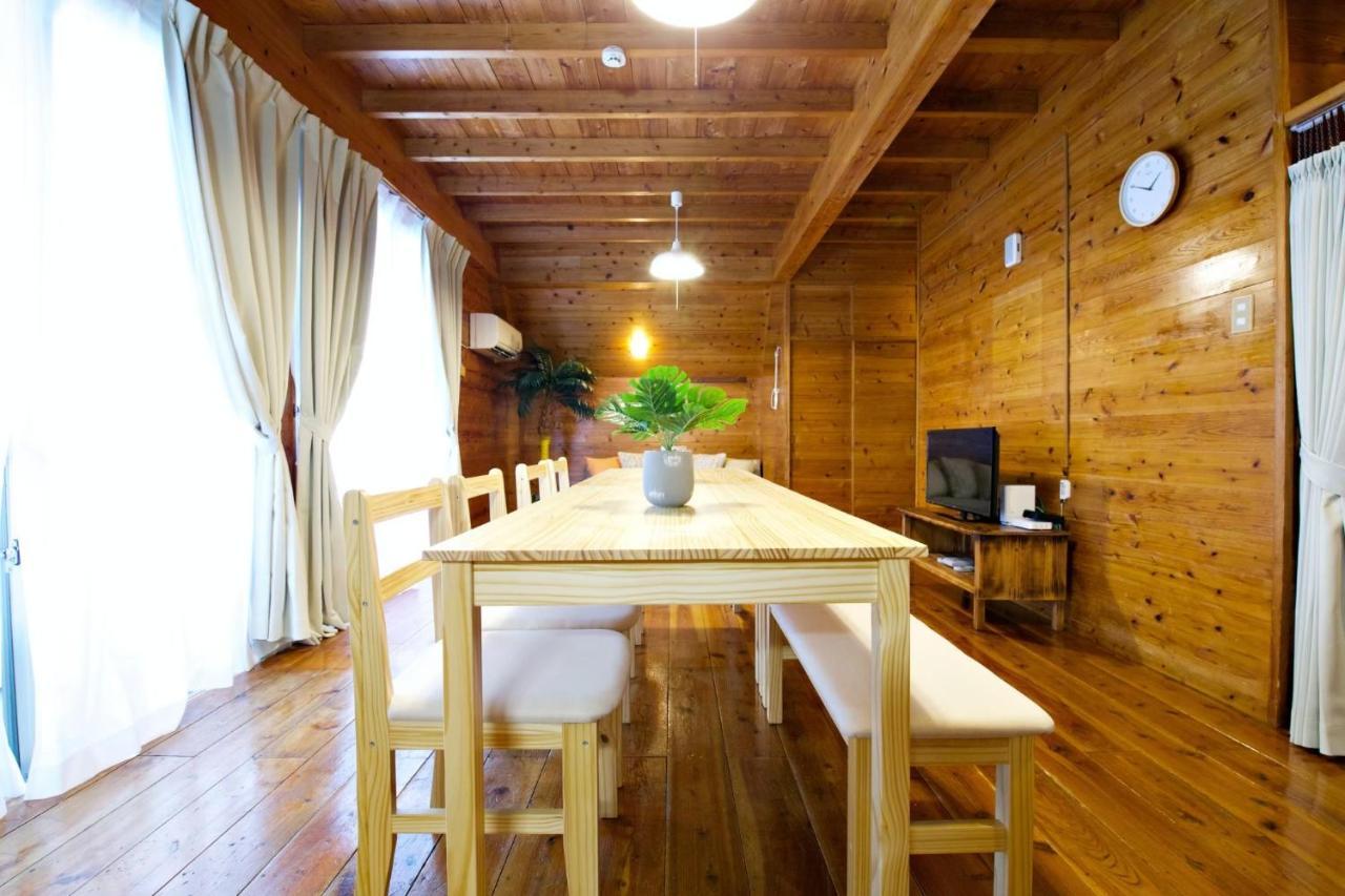 Apartamento にらい恩納　杉の木 Onna Exterior foto