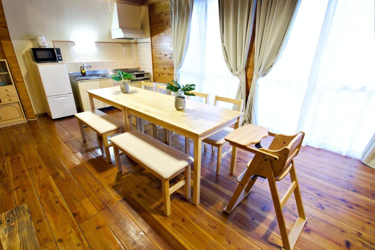 Apartamento にらい恩納　杉の木 Onna Exterior foto