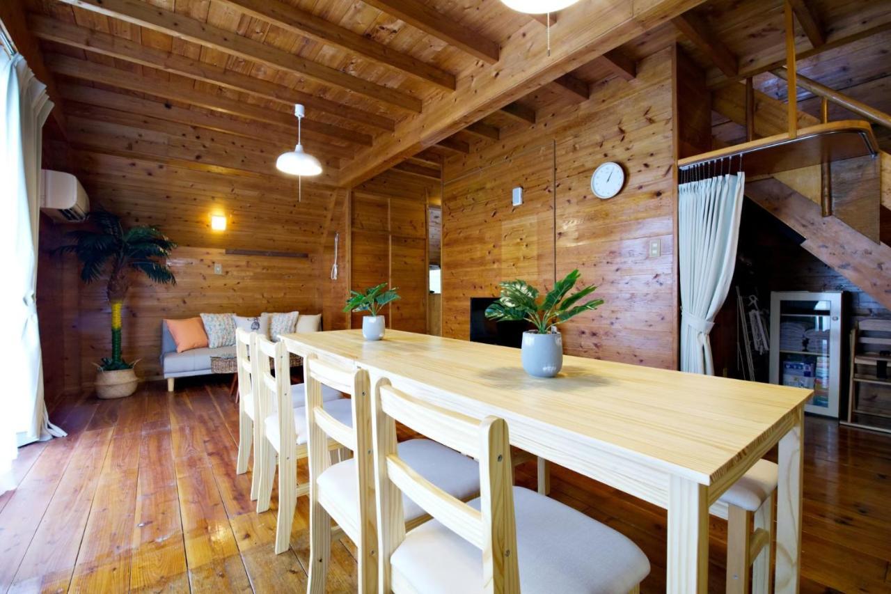 Apartamento にらい恩納　杉の木 Onna Exterior foto