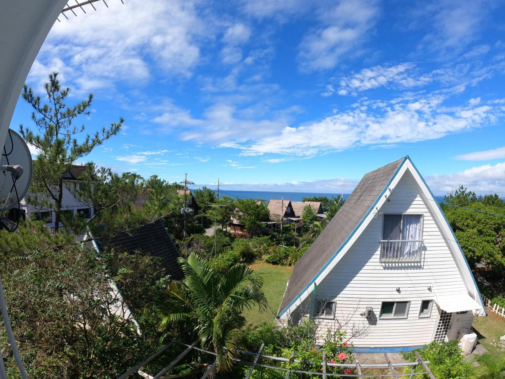 Apartamento にらい恩納　杉の木 Onna Exterior foto